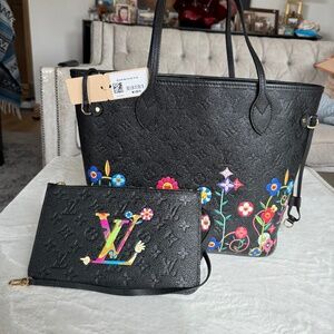 BRAND NEW WITH TAGS Murakami Neverfull MM with Pouch, Dust Bag and Box - M13675